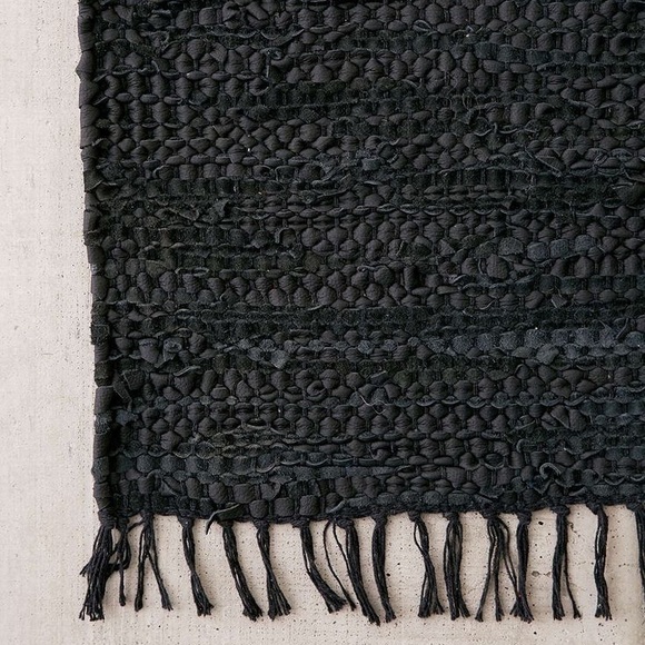 Urban Outfitters Moore Woven Leather Rug - Picture 2 of 2